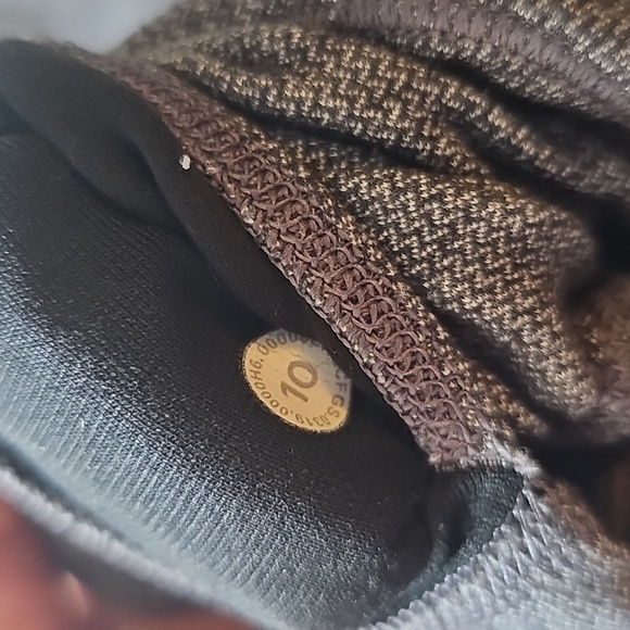 Lululemon Allign High-Waisted Leggings Gray Size 10 - Picture 4 of 4